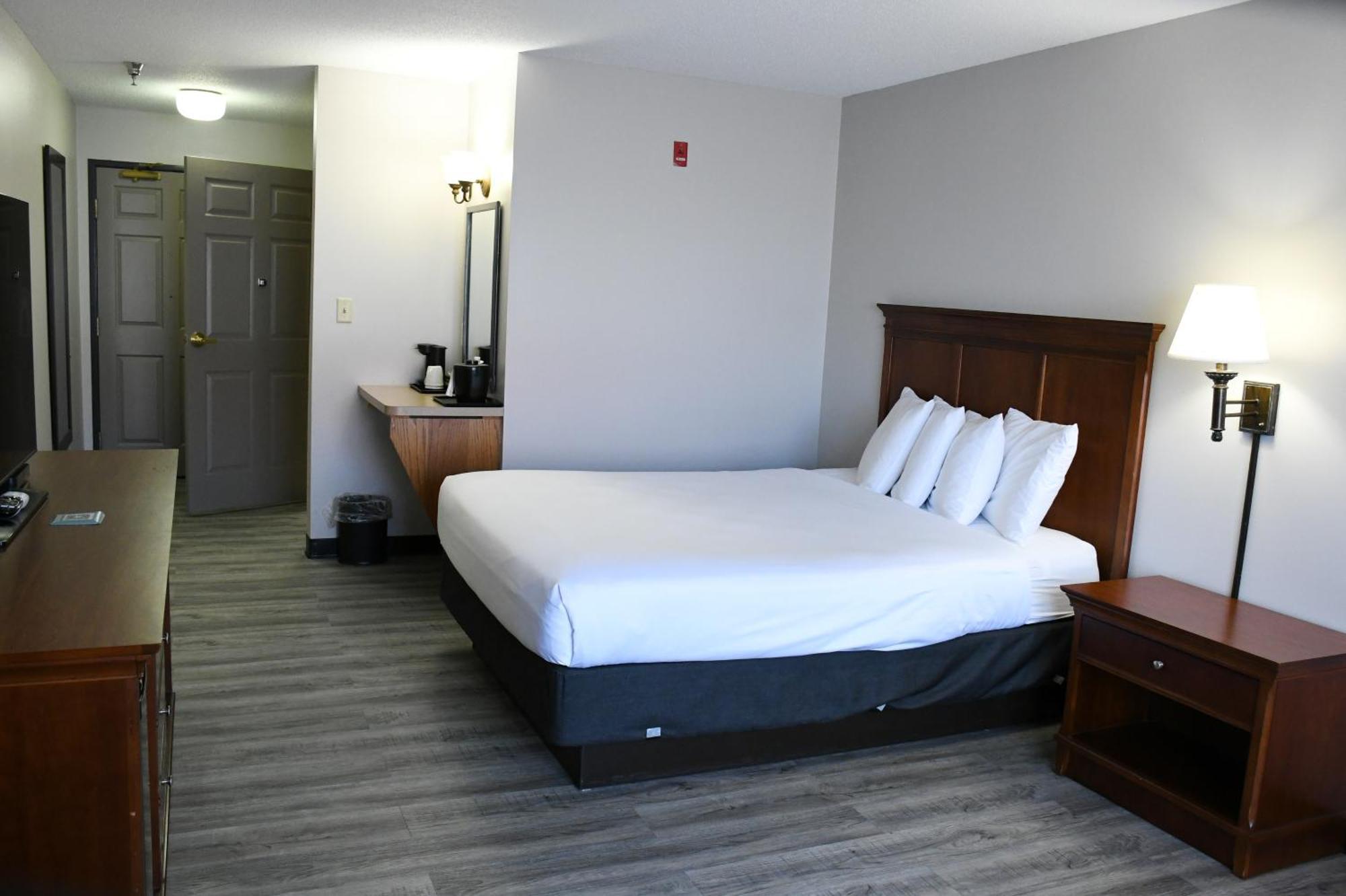 Country Inn & Suites By Radisson, Fort Dodge, Ia Ngoại thất bức ảnh